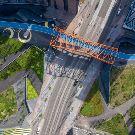 Hyvantoivonpuiston tukimuurit 0416